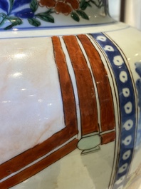 Grand vase couvert en porcelaine de Chine wucai &agrave; d&eacute;cor de l'anniversaire de Guo Ziyi, &eacute;poque Transition