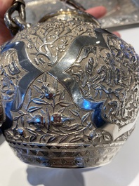 A Chinese silver 4-piece tea service on tray, Tu Mao Xing mark 塗茂興, 19th C.