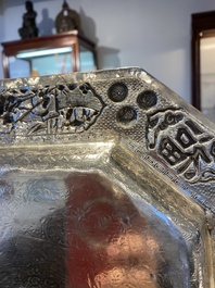 A Chinese silver 4-piece tea service on tray, Tu Mao Xing mark 塗茂興, 19th C.