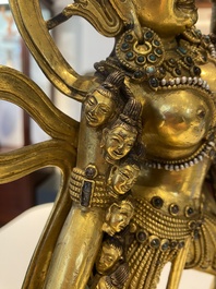 Statuette de Sarvabouddha Dakini en bronze dor&eacute;, Sino-Tibet, probablement 15&egrave;me