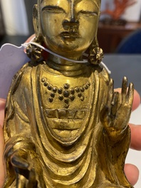 Statuette de Guanyin en bronze dor&eacute;, Cor&eacute;e, 17&egrave;me