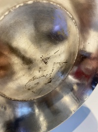 Paire de vases en argent &agrave; d&eacute;cor de l'anniversaire de Guo Ziyi, Chine, marque de Qingyun 慶雲, 19&egrave;me