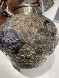 A Chinese silver 4-piece tea service on tray, Tu Mao Xing mark 塗茂興, 19th C.