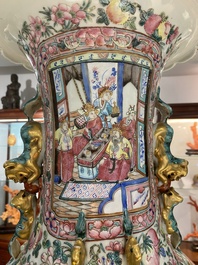 A large Chinese famille rose vase with palace scenes, 19th C.