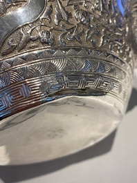 A Chinese silver 4-piece tea service on tray, Tu Mao Xing mark 塗茂興, 19th C.