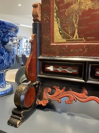 Ecran de table en bois dor&eacute;, laqu&eacute; et polychrom&eacute;, Chine, Shanxi, 16/17&egrave;me