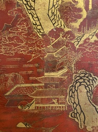 Ecran de table en bois dor&eacute;, laqu&eacute; et polychrom&eacute;, Chine, Shanxi, 16/17&egrave;me