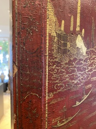 Ecran de table en bois dor&eacute;, laqu&eacute; et polychrom&eacute;, Chine, Shanxi, 16/17&egrave;me