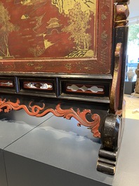 Ecran de table en bois dor&eacute;, laqu&eacute; et polychrom&eacute;, Chine, Shanxi, 16/17&egrave;me