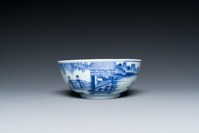 Elf stukken Chinees blauw-wit porselein, Ming tot 19e eeuw