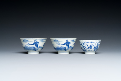 Elf stukken Chinees blauw-wit porselein, Ming tot 19e eeuw