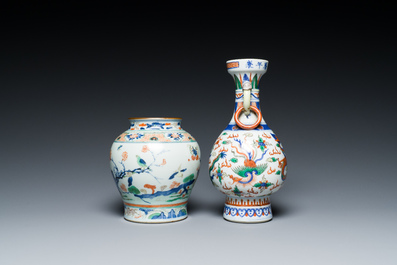 Two Chinese wucai vases, Wanli mark, 19/20th C.