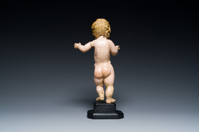 Enfant J&eacute;sus en bois sculpt&eacute; et polychrom&eacute; au bras amovible, Europe du Sud, 17/18&egrave;me