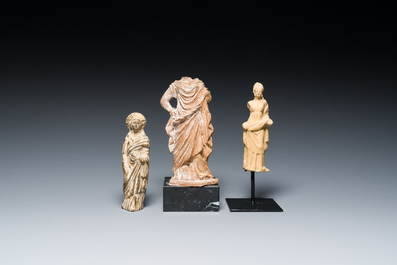 Six sculptures grecques en terre cuite, 5&egrave;me/3&egrave;me si&egrave;cle av. J.-C.