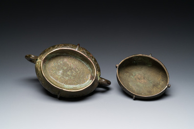 R&eacute;cipient &agrave; vin rituel archa&iuml;que en bronze dans le style des Zhou de l'Ouest, 'you', Chine, Ming