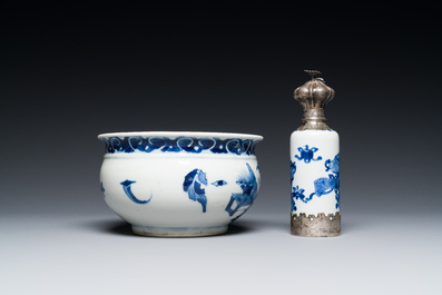 A Chinese blue and white bottle vase, a censer, a bottle and a famille verte plate, Kangxi and later