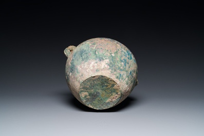 R&eacute;cipient &agrave; vin archa&iuml;que en bronze, 'lei', Chine, Zhou de l'Est, P&eacute;riode des Printemps et Automnes
