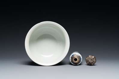 A Chinese blue and white bottle vase, a censer, a bottle and a famille verte plate, Kangxi and later