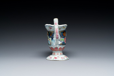 Een Chinese famille rose kan met decor van tabaksbladeren, Qianlong