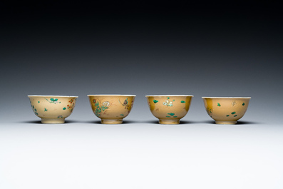 Vier Chinese famille verte koppen en schotels, Kangxi