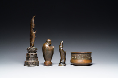 Trois sculptures de Bouddha et de Kannon et un br&ucirc;le-parfum en bronze, Japon, Edo/Meiji, 18/19&egrave;me