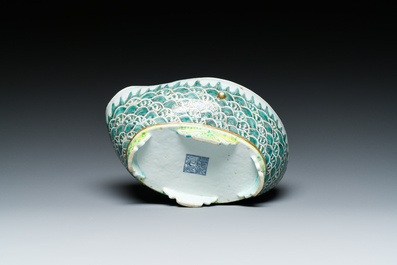 A Chinese famille verte 'waves' bowl, Daoguang seal mark, 19th C.