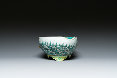 A Chinese famille verte 'waves' bowl, Daoguang seal mark, 19th C.