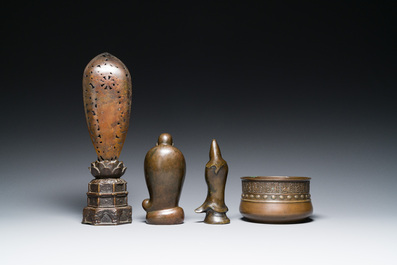 Trois sculptures de Bouddha et de Kannon et un br&ucirc;le-parfum en bronze, Japon, Edo/Meiji, 18/19&egrave;me