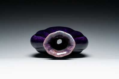 A Chinese monochrome aubergine-glazed vase, 19th C.