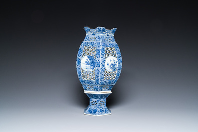 A large Chinese blue and white reticulated lantern on stand, 19/20th C.
