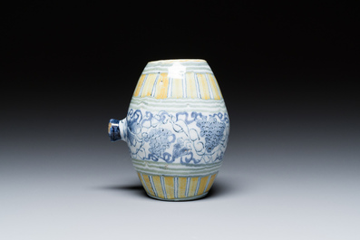 A polychrome Dutch Delft barrel-shaped flask with grapevines, 18th C.