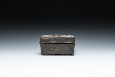 Coffret de missale ou de messager en cuir cisel&eacute; aux montures en fer forg&eacute;, France, 14/15&egrave;me