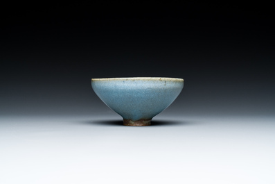 A Chinese junyao Song-style bowl, probably Qing