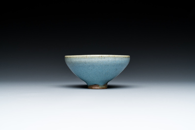 A Chinese junyao Song-style bowl, probably Qing