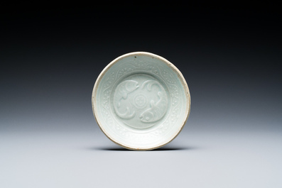 Een diverse collectie Chinees porselein en aardewerk, Song en later