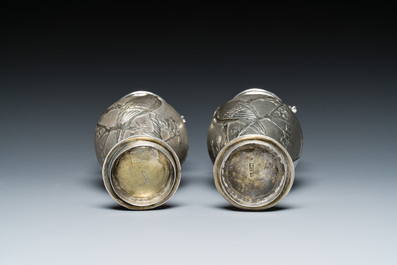Paire de vases en argent, Chine, marques de Zeng 增 et de Zuwen 足纹, 19&egrave;me