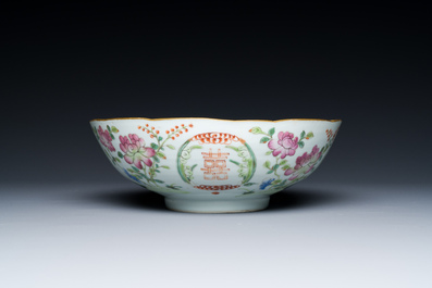 Een diverse collectie Chinees porselein, 19/20e eeuw