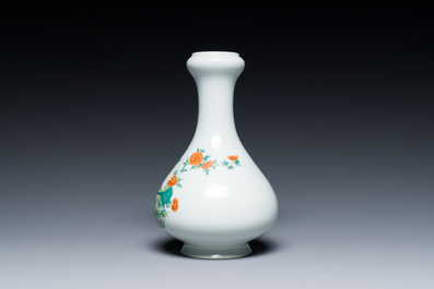 A Chinese famille verte 'suantouping' vase, Qianlong mark, Republic