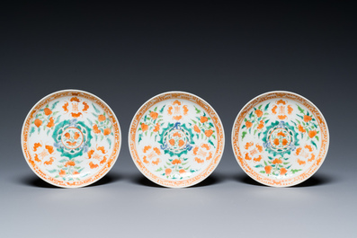 Een diverse collectie Chinees porselein, 19/20e eeuw