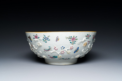 A Chinese 'mythological subject' grisaille plate and a relief-decorated famille rose 'insects' bowl, Qianlong