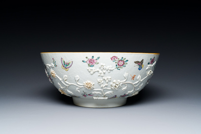 A Chinese 'mythological subject' grisaille plate and a relief-decorated famille rose 'insects' bowl, Qianlong