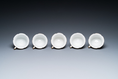 Service &agrave; 43 pi&egrave;ces en porcelaine polychrome de Meissen, Allemagne, 19/20&egrave;me