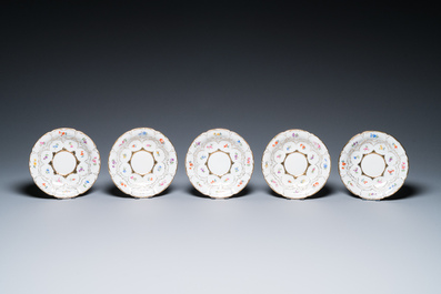 Service &agrave; 43 pi&egrave;ces en porcelaine polychrome de Meissen, Allemagne, 19/20&egrave;me