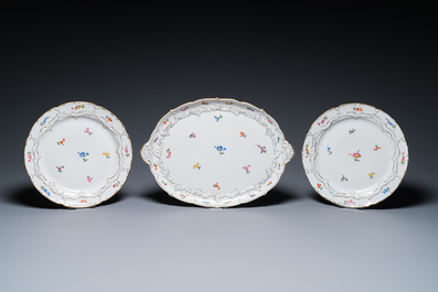 Service &agrave; 43 pi&egrave;ces en porcelaine polychrome de Meissen, Allemagne, 19/20&egrave;me