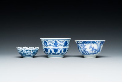 Een diverse collectie blauw-wit Chinees porselein, 19/20e eeuw