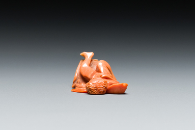 Sculpture d'un ch&eacute;rubin en corail rouge, Trapani, Italie, 19&egrave;me