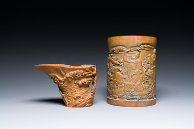 A Chinese bamboo libation cup, a brush pot and three brushes, 19/20th C.