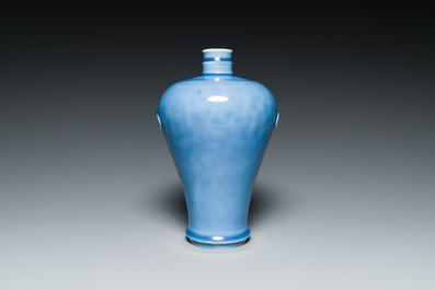 A Chinese blue-glazed 'meiping' vase, Jiang Xi Guo Hua Zhen Pin 江西國華珍品 mark, Republic