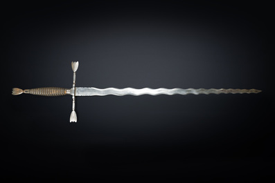 &Eacute;p&eacute;e &agrave; deux mains de type 'Flamberge', probablement Allemagne, 18&egrave;me