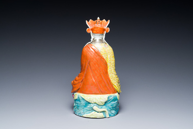 Doumu en porcelaine de Chine famille rose, marque de Zhu Mao Ji Zao 朱茂記造, R&eacute;publique